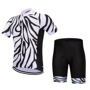 Cycling Uniform